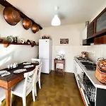 Apartment Cretallaz - Rustic Chic With Castle View, Free Parking And Wifi
