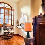 Apartment Cretallaz - Rustic Chic With Castle View, Free Parking And Wifi *