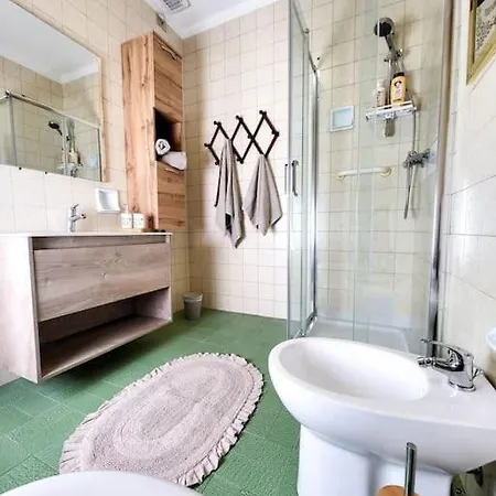 Cretallaz - Rustic Chic With Castle View, Free Parking And Wifi